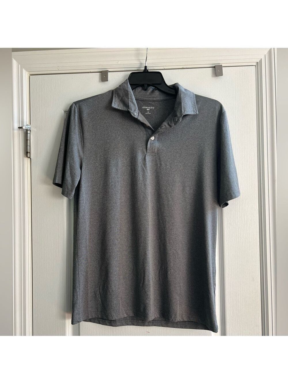 Men’s Crown & Ivy Golf polo shirt sleeve shirt.  Gray.  Size Small